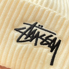 Carregar imagem no visualizador da galeria, Gorro Stussy Classic