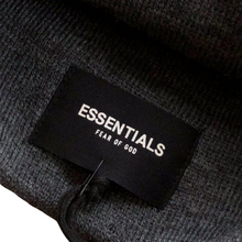 Carregar imagem no visualizador da galeria, Gorro Essentials Gray
