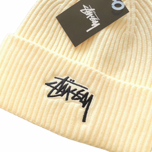 Carregar imagem no visualizador da galeria, Gorro Stussy Classic