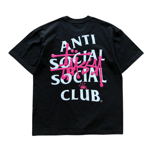 Camiseta AntiSocial x Stussy