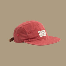 Carregar imagem no visualizador da galeria, Cap On The Moment
